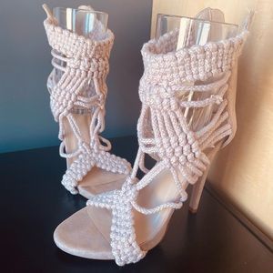 crotchet high heels